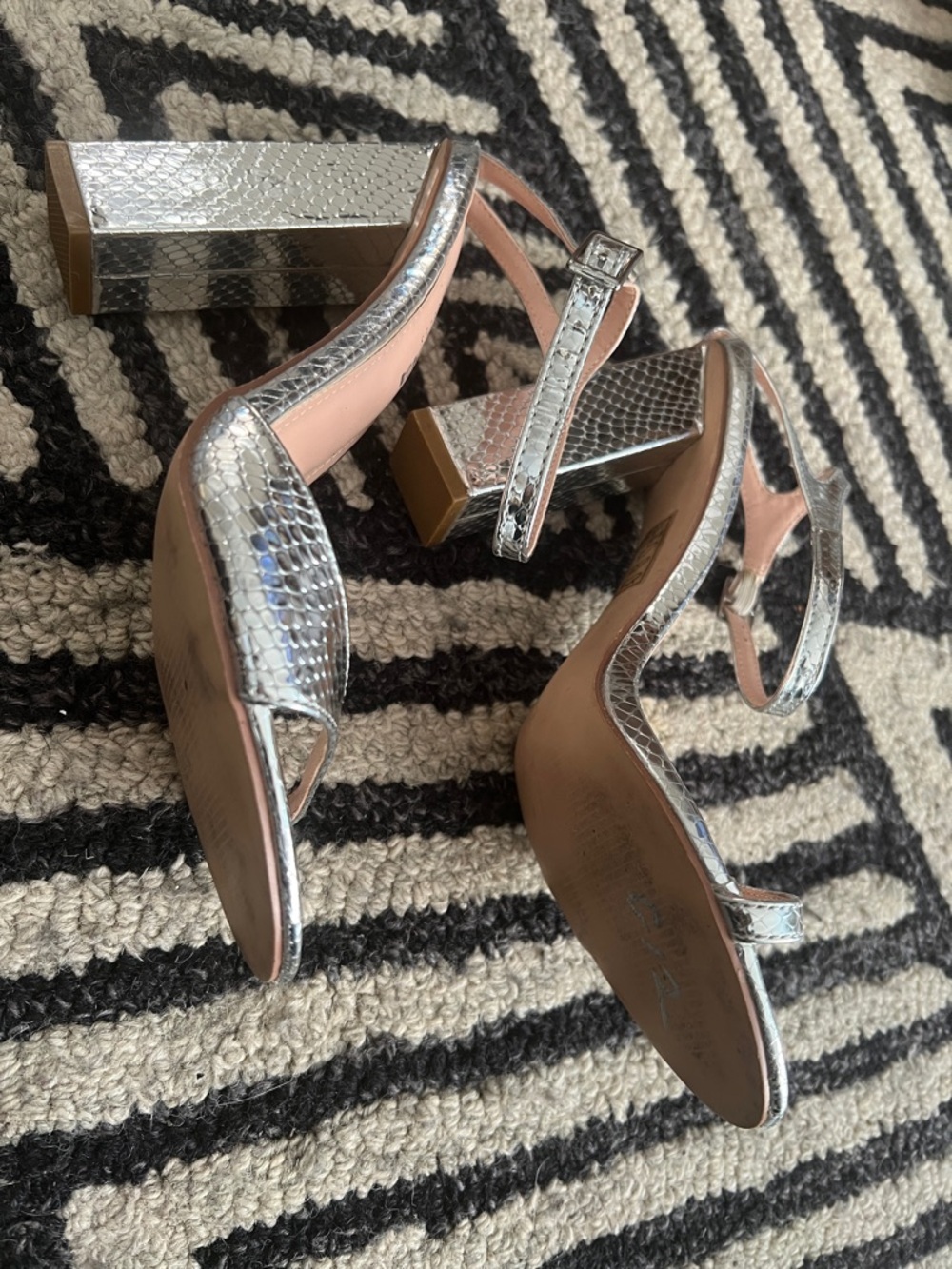 Fashion Nova Metallic Silver Block Heel Sandals - Picture 3 of 4